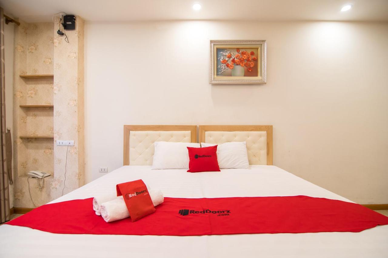 RedDoorz near Big C Thang Long Hanoi Exterior foto