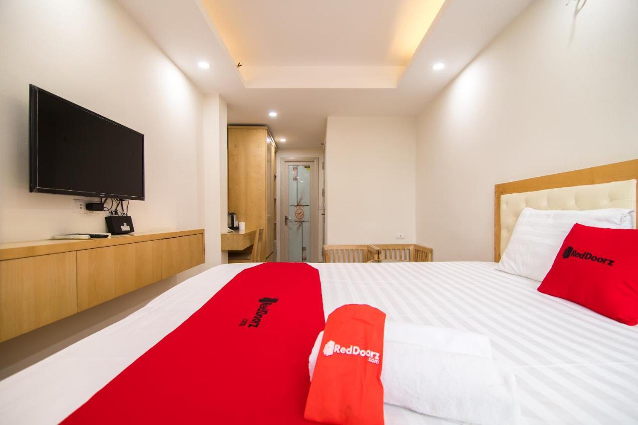 RedDoorz near Big C Thang Long Hanoi Exterior foto