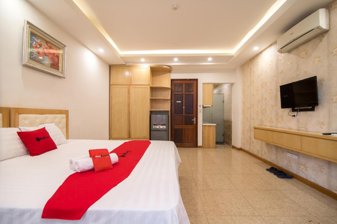 RedDoorz near Big C Thang Long Hanoi Exterior foto